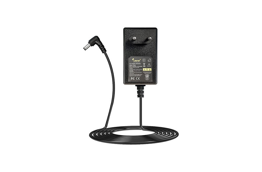 LEI 12V 2,5A Adaptör